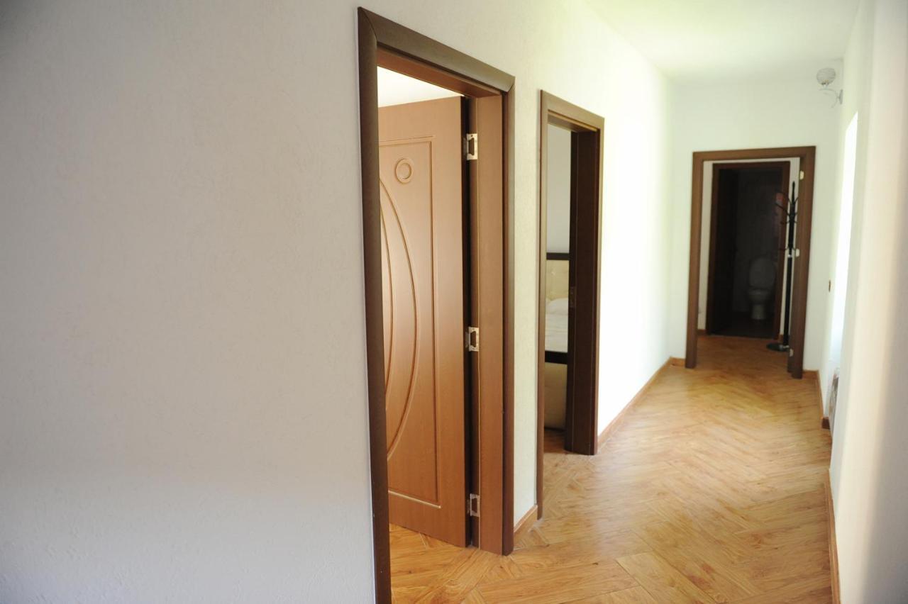 Guesthouse Demushi Валбона Экстерьер фото