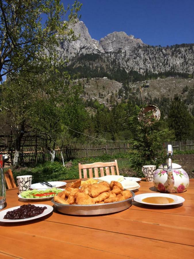 Guesthouse Demushi Валбона Экстерьер фото